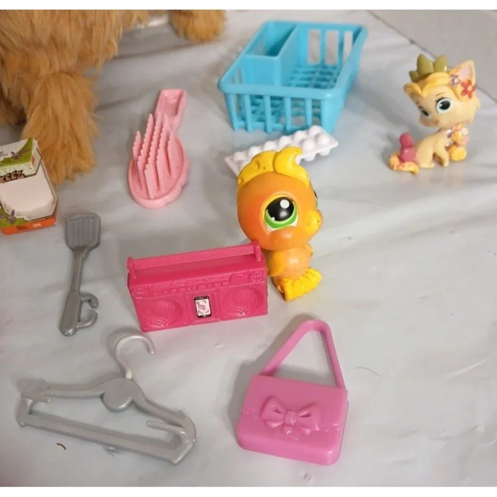 Barbie Dogs & Accessories Lot of 27 Ginger not working sunglasses guitar purse